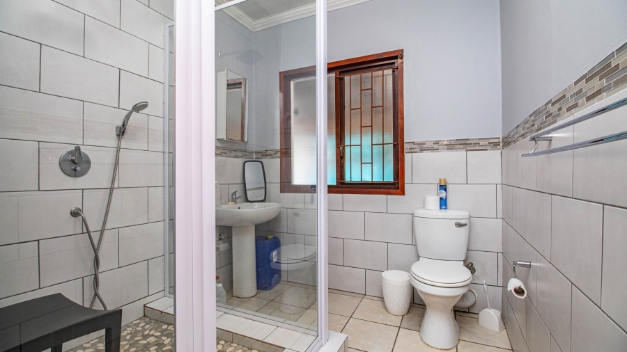 5 Bedroom Property for Sale in The Village Western Cape